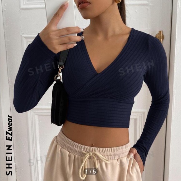 SHEIN Tops - SHEIN Women’s Medium Navy Blue Cropped Long Sleeve Wrap Top